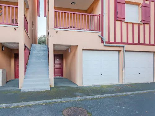 Le Hameau du prieuré Hotels in Saint-Arnoult