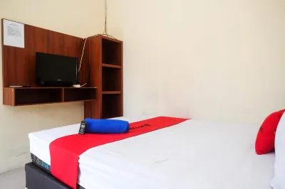 RedDoorz at Putri Syariah Brebes Hotell i Kedawung