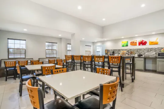 Quality Inn & Conference Center Panama City Отели в г. Панама Сити