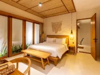 Bingin Sebelas Bingin Beach周辺のホテル