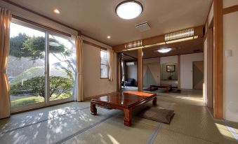 Fujisan-Oshino Resort Center House