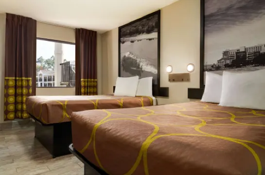 Super 8 by Wyndham Ocean Springs Biloxi