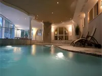 Kristallhotel Corona-Krone - Uima-altaat