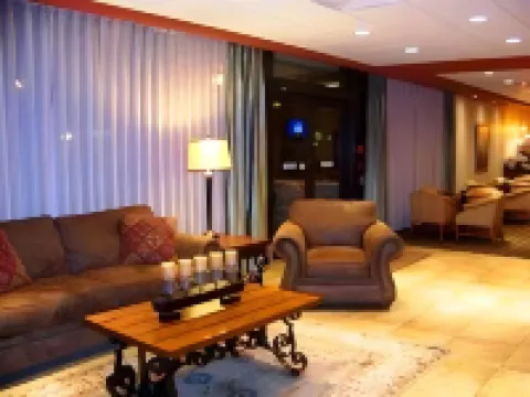 諾福克鄉村套房酒店 羅福酒店