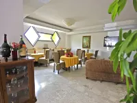 Hotel Clinton - breakfast