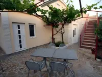 Apartments Kudelik فنادق في Okrug Gornji