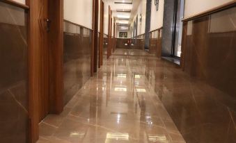 Hotel the Ube Residency