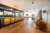 Best Western Bourgoin Jallieu Hotels in L'Isle-d'Abeau