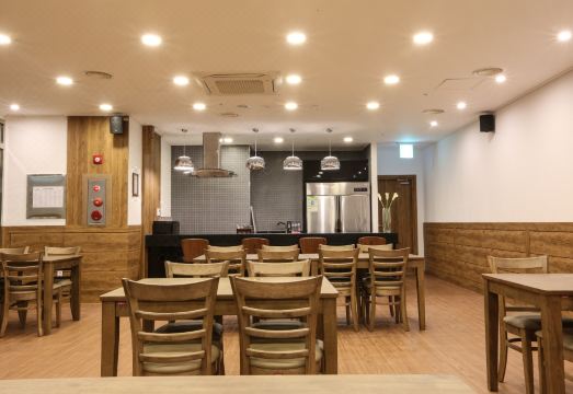 호텔 세느 모던한 객실 내부