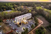Baymont by Wyndham Hays Hotels in 