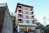 Pine Tree Resort