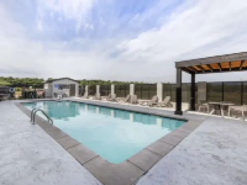 Sleep Inn & Suites Norman Near University Hotels in McClain County