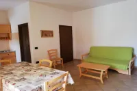 Le Coltie Hotels near Spiaggia La Principess / Principess Beach