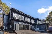 Large Luxury Villa with a Panoramic View of Mt Fu Hotels in Yamanakako