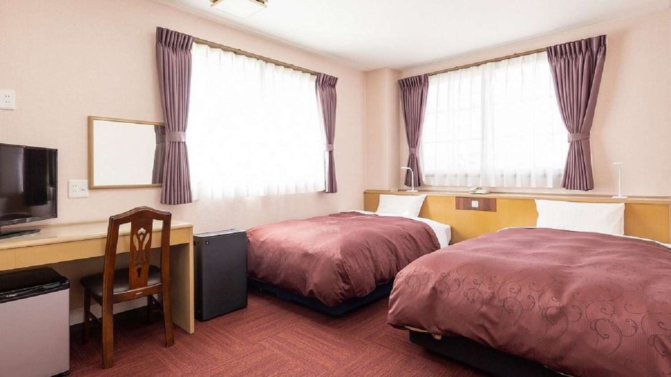 Sanda Sunrise Hotel