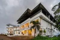 Treebo Windsong Resort Munnar, Tea Plantation View
