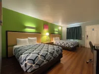 Country Yard Inn and Suites Отели в г. Майнер