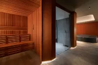 Sheraton Lake Como Hotel - spa