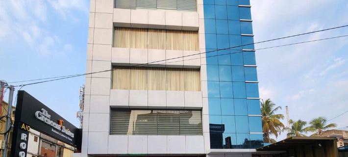 The Crescent Suites Hotels in Kochi