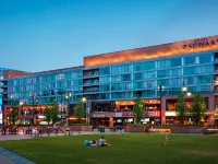 Hotel Zachary, Chicago, a Tribute Portfolio Hotel Hotels near Lakeview