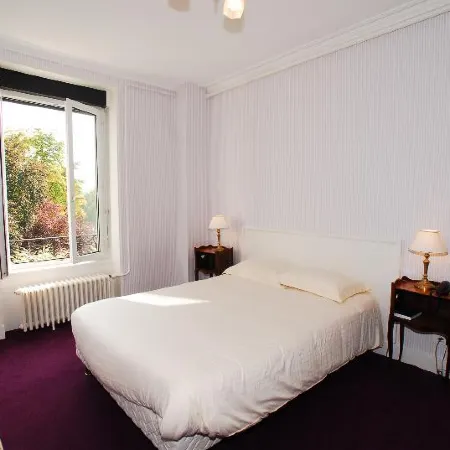 The Originals Boutique Hôtel Terminus Bourg-en-Bresse Gare Hotels in Ain