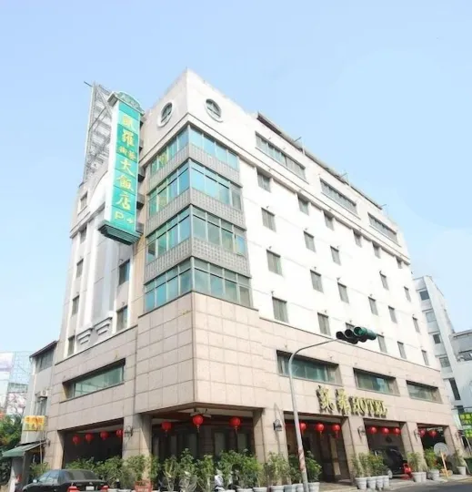 Karo Hotel