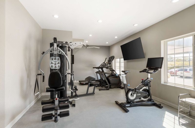 Best Western Plus des Moines West Inn Suites photo 2