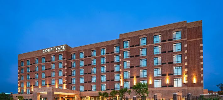 Courtyard Dallas Frisco フリスコのホテル