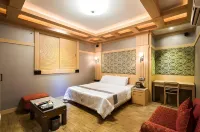 Aura Hotel Hotels near Gojan won Libraries