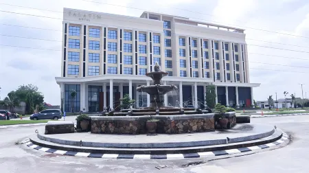 Salatin Hotel Palembang Отели в г. Ilir Barat I