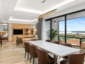 DoubleTree by Hilton Vientiane