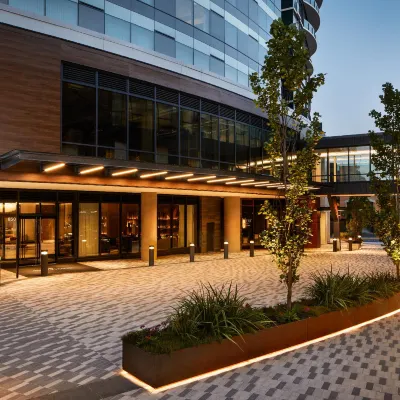 InterContinental Hotels SEATTLE BELLEVUE by IHG Hotels near Bellevue Square