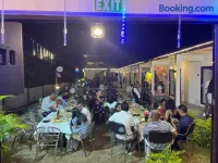 Welcome Inn - parkir