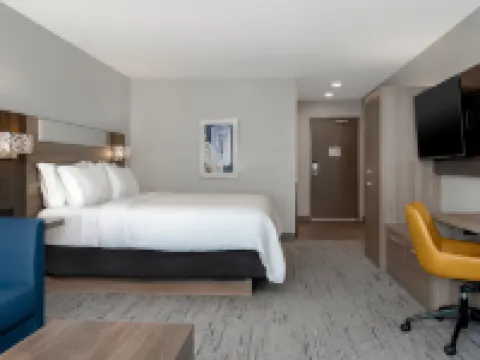 Holiday Inn Express & Suites ALTON - ST LOUIS AREA by IHG Hotels in Alton