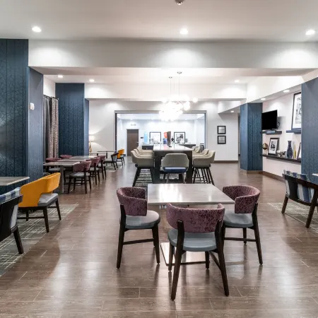 Hampton Inn Locust Grove