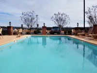 Holiday Inn Express & Suites Byron by IHG