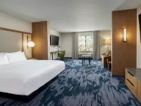 Fairfield Inn & Suites Louisville Shepherdsville Hotels in Hillview