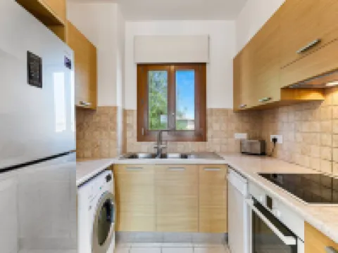 BF12 Adjacent to Aphrodite Hills- Pool View, Large Terrace Hotel di Kouklia