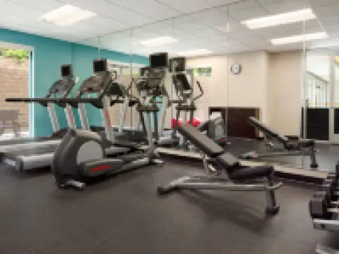 Fairfield Inn & Suites Bristol Hotels in Bristol