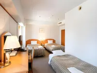 Garden Hotel Kanazawa - Parking