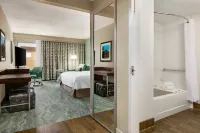 Hampton Inn Richmond-North/Ashland - parking