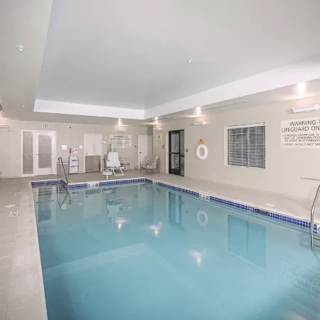Hampton Inn Boston - Westborough Отели в г. Вестборо