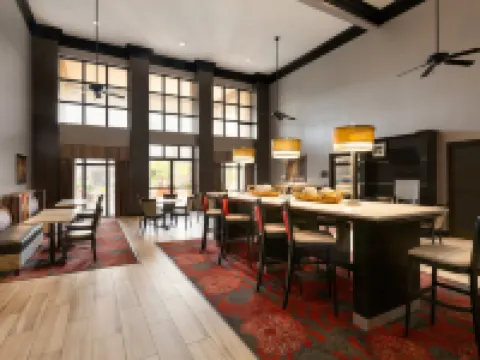 休斯頓/清湖-美國宇航局區歡朋酒店及套房 韋伯斯特酒店