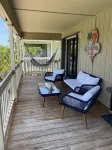 BeachHouse @ Sombrero & Ocean access w/45’ Dock, kayaks and Bikes.
