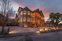 🐻 Most Luxe Estate in BigBear! 🏔️ 6k ft, 6b7br, sleep10🏰 Hotel in zona Lighthouse