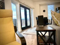 Brand New Modern Downtown Condo designed by award-winning architect! Hotel a Columbia