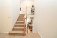 New Listing! Beautiful 2000 Square Foot Multi-Level Townhome. 1 BLOCK FROM BEACH - 4 stjerner