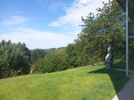 Traumhaftes neu Renoviertes Apartment mit Herrlichem Ausblick & top Ausstattung