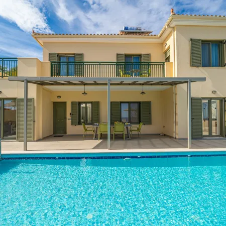 Villa Dinos with swimming pool