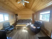 Cozy Log Cabin on Edge of North Dakota Badlands Hotel a Southeast McKenzie